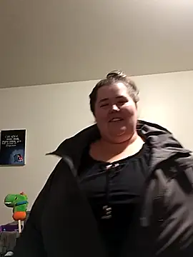 Snapshot of mayflower420 chatting on 11/07/25, 06:52 mayflower420 online show from 11/07/25, 06:52