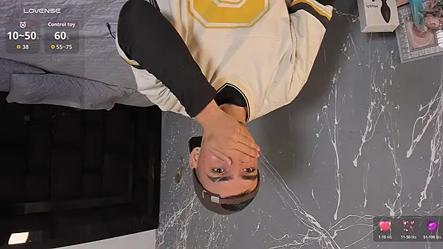 NicoKingg  online show from 11/17/25, 03:23