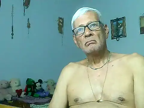 dirtysluttyfist online show from 12/03/25, 02:30