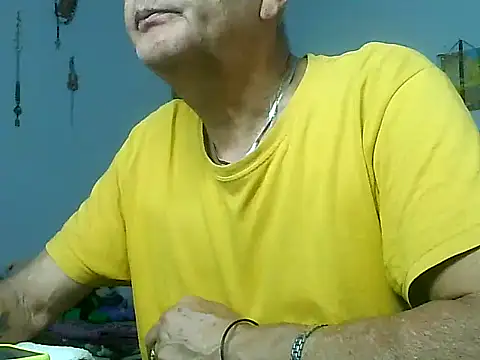 dirtysluttyfist online show from 12/04/25, 03:54