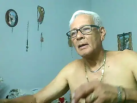 dirtysluttyfist online show from 12/17/25, 01:11