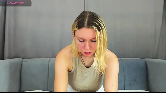 Monisees online show from 11/14/25, 01:15