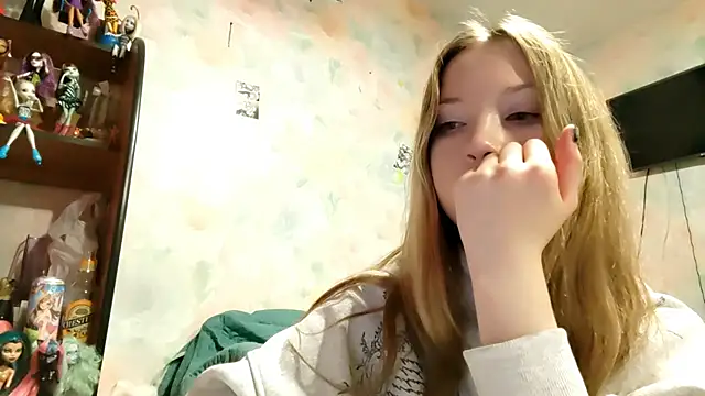 Snapshot of BarkySedna chatting on 11/14/25, 09:19 BarkySedna online show from 11/14/25, 09:19