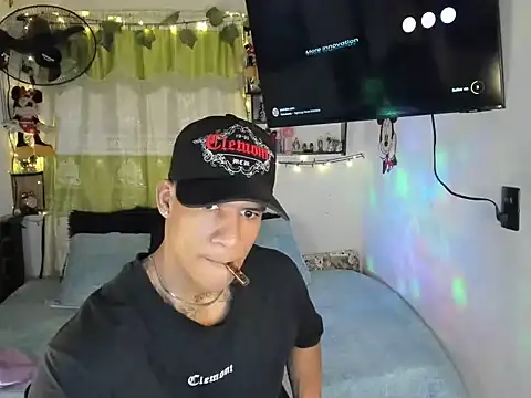 JUANBIGCOCK21CM online show from 06/22/26, 07:00