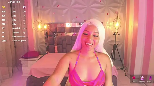 Saloome collins online show from 11/12/25, 04:46