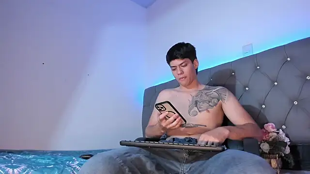 joseph clark online show from 11/10/25, 11:53