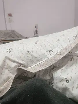 Sandar clegan online show from 12/21/25, 01:24