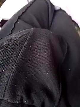 Snapshot of rafifucking_king chatting on 11/12/25, 02:12 rafifucking king online show from 11/12/25, 02:12