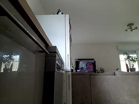 Snapshot of Olifesse chatting on 04/11/26, 08:18 Olifesse online show from 04/11/26, 08:18