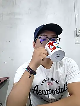 MiltonCede online show from 11/08/25, 02:50