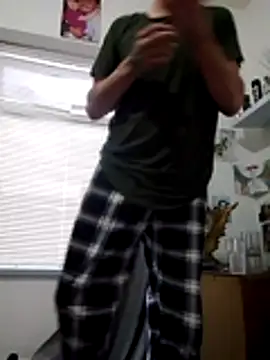 Snapshot of WeakDegree76 chatting on 02/20/26, 04:40 WeakDegree76 online show from 02/20/26, 04:40