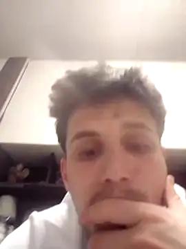 Snapshot of Riccgabr chatting on 04/04/26, 07:00 Riccgabr online show from 04/04/26, 07:00