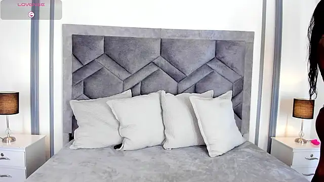 TahliaMoreau online show from 02/26/26, 03:38