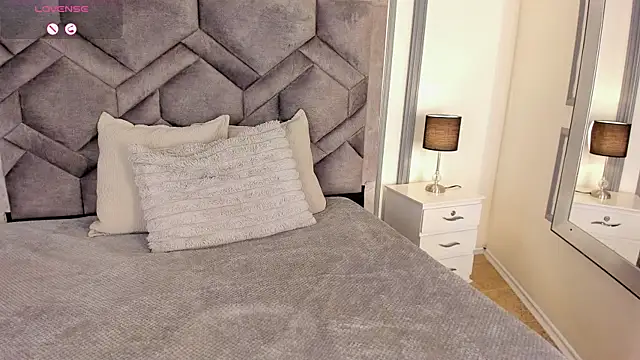 TahliaMoreau online show from 03/24/26, 03:33