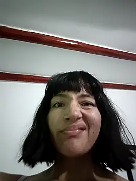 Snapshot of Luna_juicy chatting on 11/20/25, 10:09 Luna juicy online show from 11/20/25, 10:09