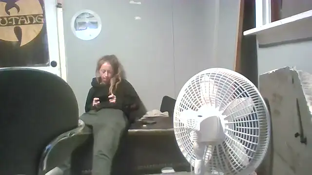Snapshot of trickydickydaddy chatting on 04/02/26, 03:59 trickydickydaddy online show from 04/02/26, 03:59