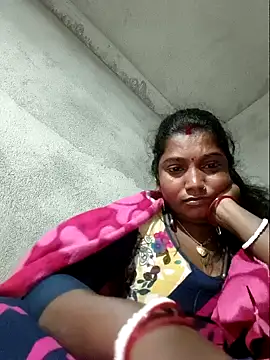 Snapshot of vipmonalisha chatting on 11/27/25, 02:52 vipmonalisha online show from 11/27/25, 02:52