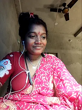 Snapshot of vipmonalisha chatting on 12/14/25, 03:34 vipmonalisha online show from 12/14/25, 03:34