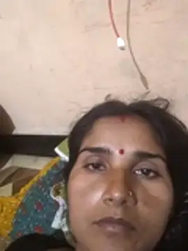 Snapshot of Seema_ji12 chatting on 11/22/25, 03:44 Seema ji12 online show from 11/22/25, 03:44