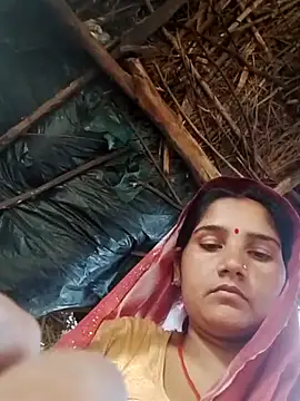 Snapshot of Seema_ji12 chatting on 06/03/26, 01:19 Seema ji12 online show from 06/03/26, 01:19