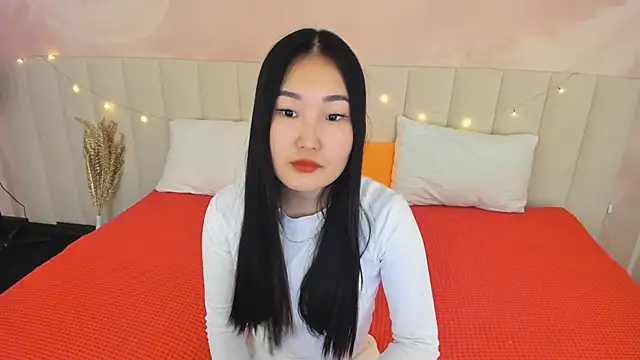 LanaMeiz online show from 11/10/25, 09:30