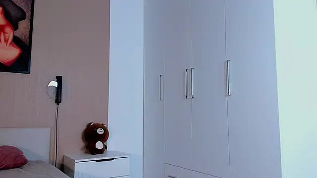 Snapshot of AyaLune chatting on 11/09/25, 07:50 AyaLune online show from 11/09/25, 07:50