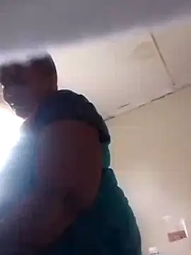 owam243 online show from 11/09/25, 02:15