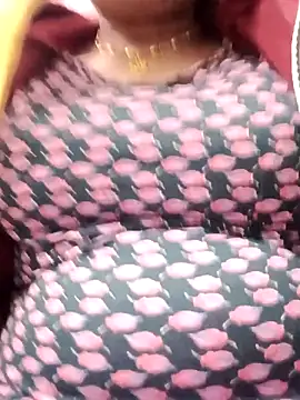 Quin love143 online show from 12/01/25, 02:22