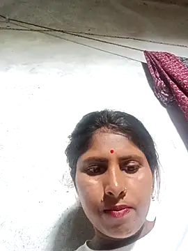 Maya mohni online show from 05/24/26, 03:00