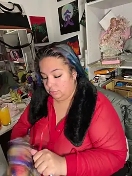 Snapshot of BiigMAMA_2025 chatting on 12/16/25, 12:26 BiigMAMA 2025 online show from 12/16/25, 12:26