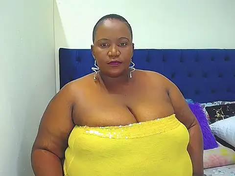 BMWWWXXX online show from 12/21/25, 04:25