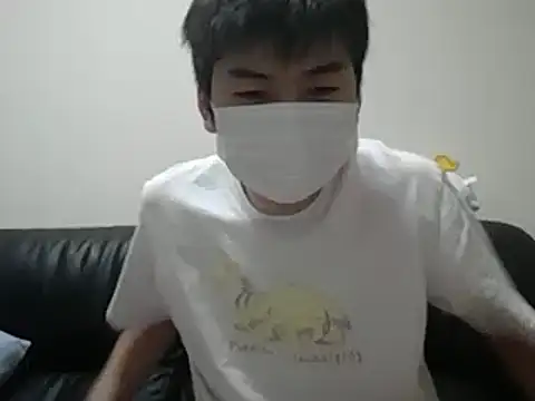 Snapshot of shunshun001006 chatting on 12/05/25, 02:14 shunshun001006 online show from 12/05/25, 02:14