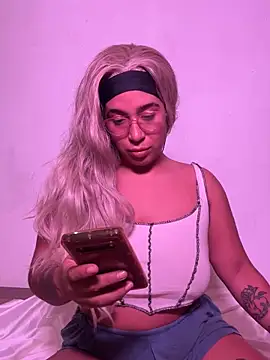 CaneliitaBlaze online show from 11/11/25, 11:21