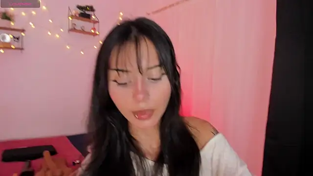 Tamara Aluna  online show from 07/08/26, 08:02