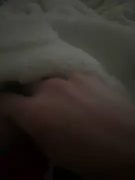 Snapshot of groschibre40100 chatting on 04/16/26, 06:47 groschibre40100 online show from 04/16/26, 06:47