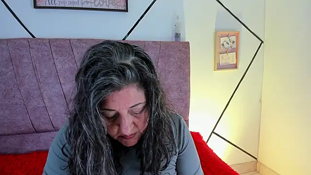 Victoriaa Anderson online show from 01/15/26, 08:01