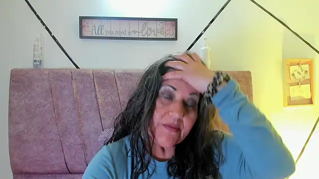 Victoriaa Anderson online show from 01/19/26, 01:59