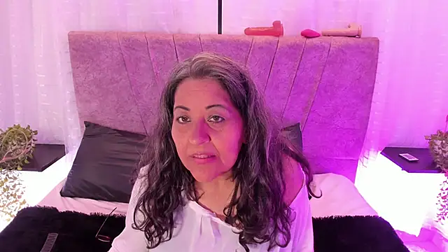 Victoriaa Anderson online show from 04/29/26, 05:30