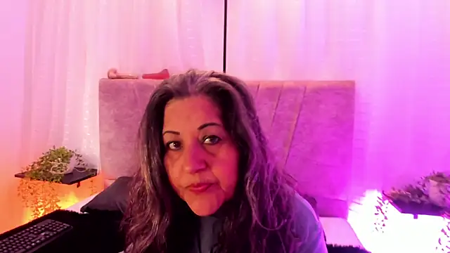 Victoriaa Anderson online show from 05/28/26, 03:20