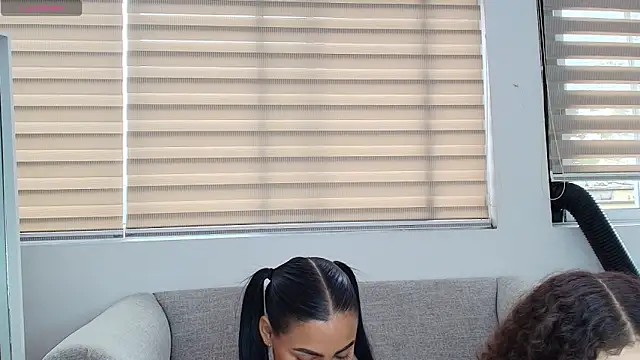 Snapshot of Ashlyrouxx chatting on 03/18/26, 10:02 Ashlyrouxx online show from 03/18/26, 10:02