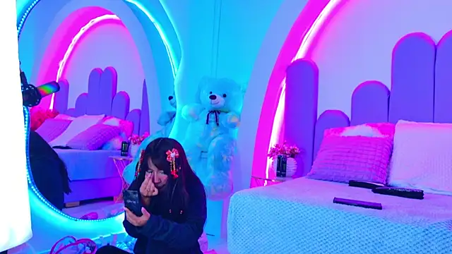 Snapshot of BunnySexyy18 chatting on 03/28/26, 03:17 BunnySexyy18 online show from 03/28/26, 03:17