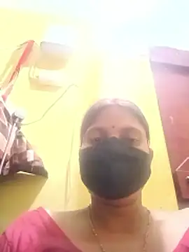 Snapshot of Hotbhabhi_089 chatting on 04/19/26, 05:12 Hotbhabhi 089 online show from 04/19/26, 05:12