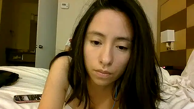 Snapshot of angeliclipsunderworld chatting on 11/09/25, 08:34 angeliclipsunderworld online show from 11/09/25, 08:34