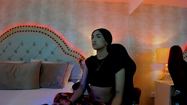 EllaEvanz online show from 12/02/25, 07:31