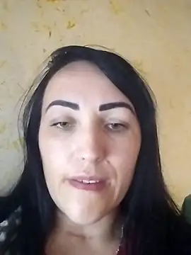 Snapshot of ArianaXFresh chatting on 11/18/25, 10:41 ArianaXFresh online show from 11/18/25, 10:41