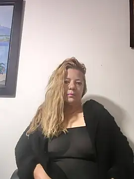 Snapshot of karlaanqui1 chatting on 04/05/26, 11:29 karlaanqui1 online show from 04/05/26, 11:29