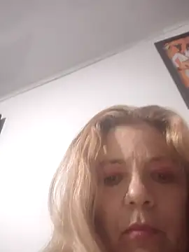 Snapshot of karlaanqui1 chatting on 04/09/26, 10:59 karlaanqui1 online show from 04/09/26, 10:59