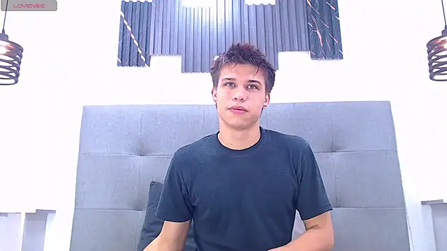 Snapshot of Liam_York_ chatting on 03/27/26, 08:08 Liam York online show from 03/27/26, 08:08