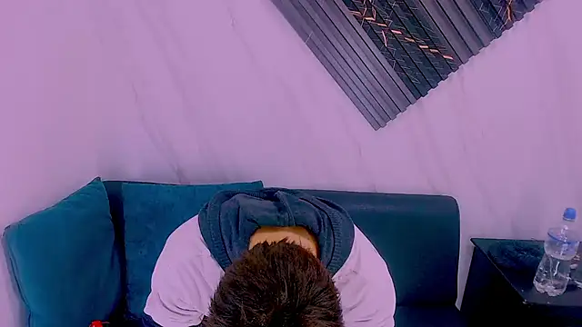 Snapshot of Liam_York_ chatting on 04/15/26, 04:30 Liam York online show from 04/15/26, 04:30