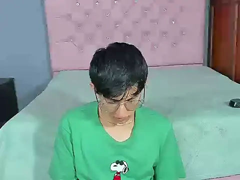 ElanGiraldo online show from 01/17/26, 10:57